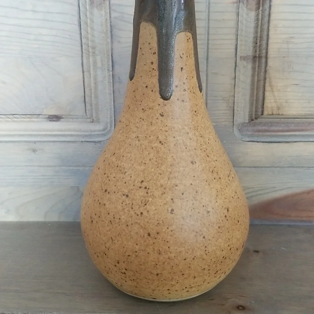 Studio Art Pottery Hand-crafted Stoneware Vase.